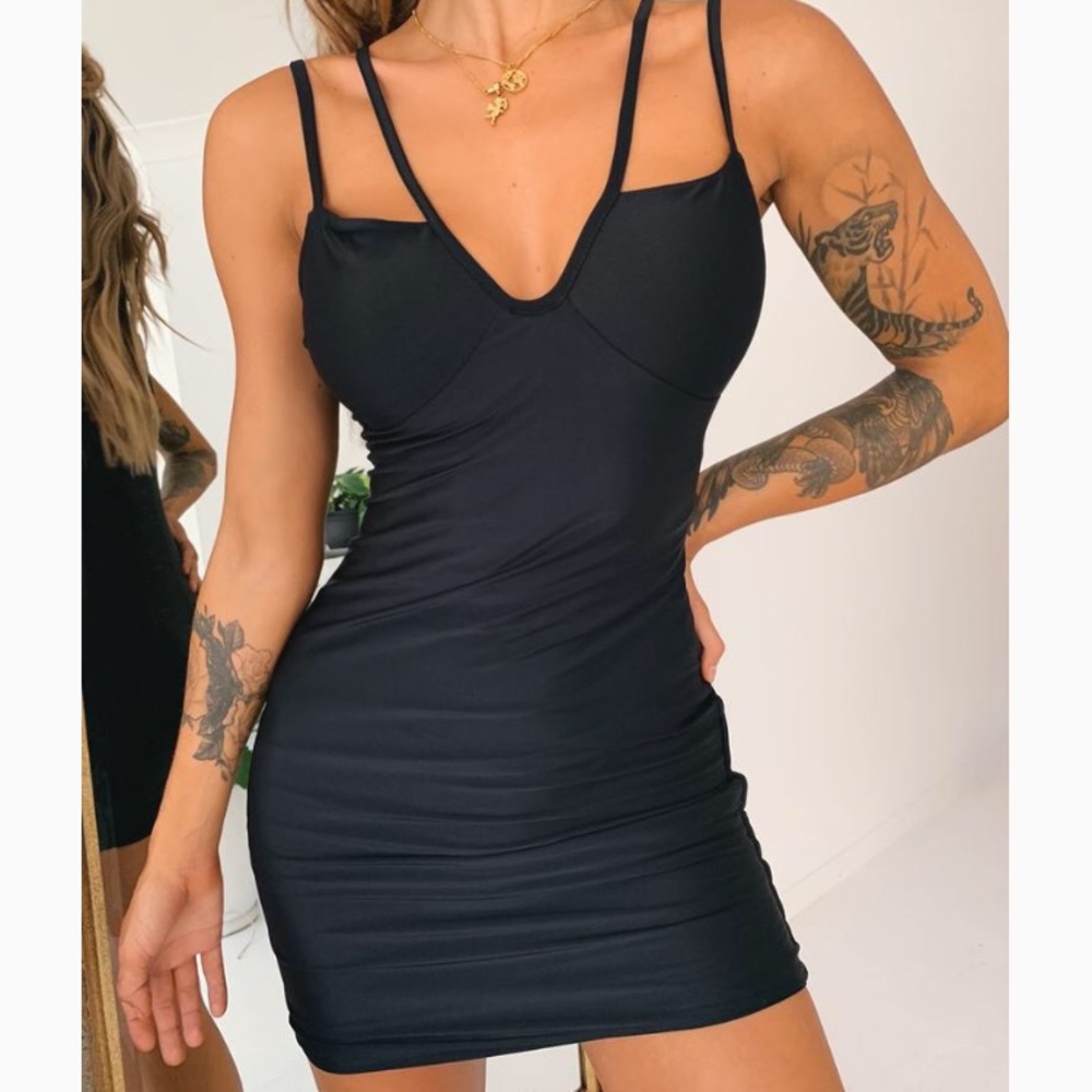 Tiger mist Zurich dress